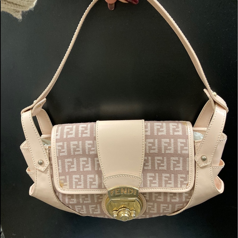 Authentic Fendi bag! NEW! 11 x 9 x2